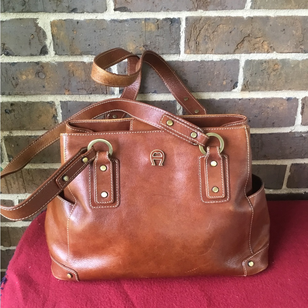 Leather Tote Handbag in Cognac Brown